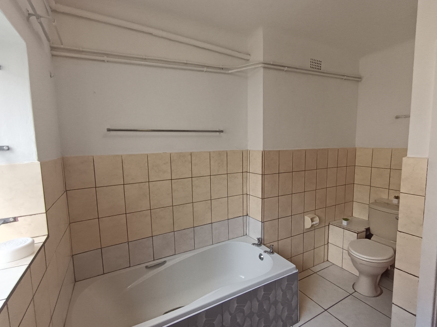 1 Bedroom Property for Sale in Quigney Eastern Cape